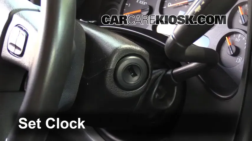 2003 Chevrolet Tahoe LS 5.3L V8 Clock